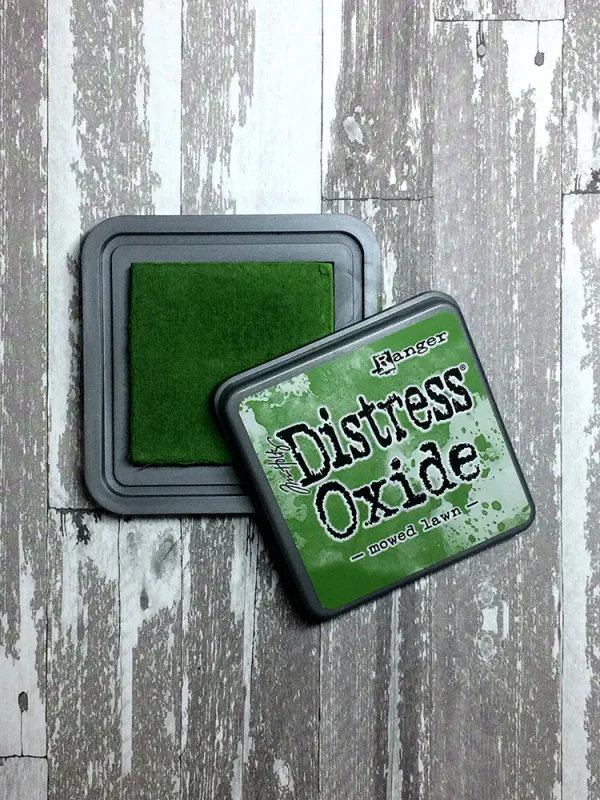 Tim Holtz Distress Oxide Ink Pad – Mowed Lawn (TDO56072)